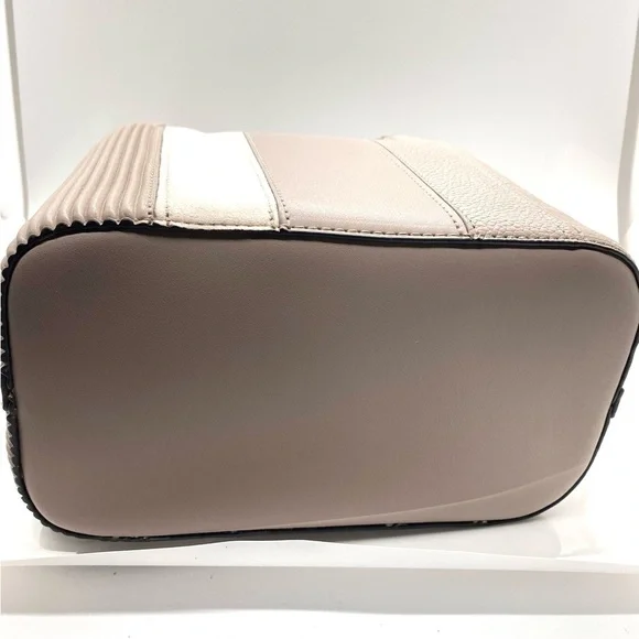 Calvin Klein Faux Leather Bucket Patch Work Bag Crossbody Nude Gabrianna Hobo - Picture 7 of 10